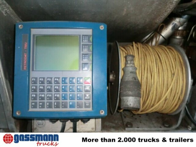 Mercedes-Benz SK 1824 L 4x2, Esterer Tankaufbau ca. 13.100l, 2 - Tankwagen: afbeelding 4 Mercedes-Benz SK 1824 L 4x2, Esterer Tankaufbau ca. 13.100l, 2 - Tankwagen: afbeelding 4