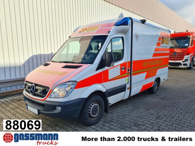 Mercedes-Benz Sprinter 316 KA 4x2, Rettungswagen - Gesloten bestelwagen: afbeelding 1 Mercedes-Benz Sprinter 316 KA 4x2, Rettungswagen - Gesloten bestelwagen: afbeelding 1