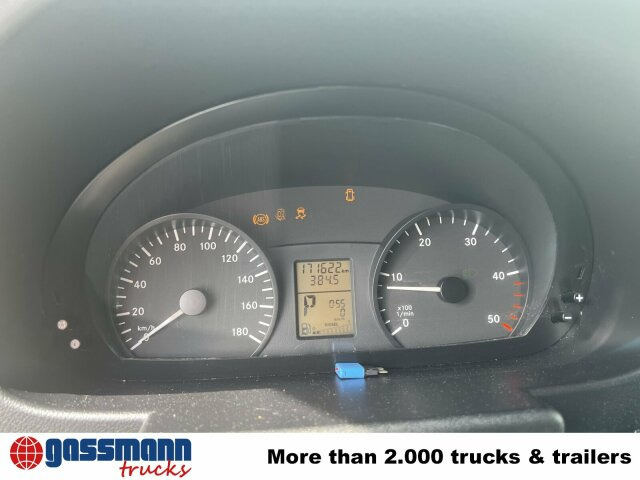 Mercedes-Benz Sprinter 516 CDI 4x2, Rettungswagen, Bi-Xenon - Gesloten bestelwagen: afbeelding 2 Mercedes-Benz Sprinter 516 CDI 4x2, Rettungswagen, Bi-Xenon - Gesloten bestelwagen: afbeelding 2