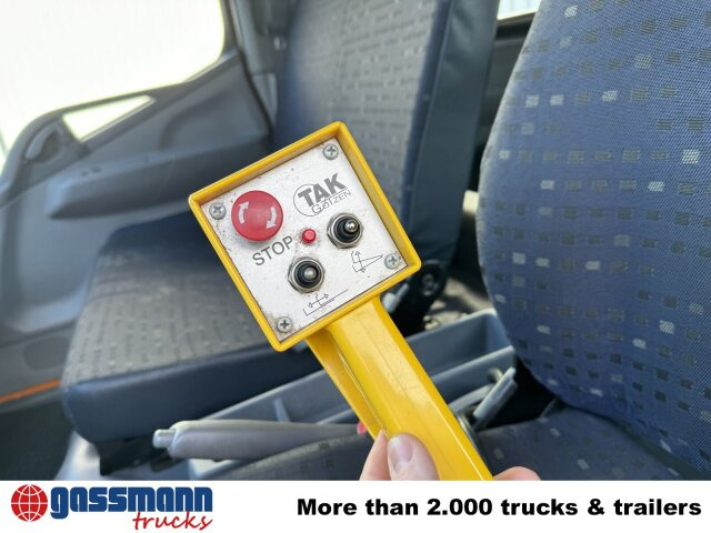 Mitsubishi Canter Fuso 6C15D 4x2 Doka, City-Abroller - Haakarmsysteem vrachtwagen: afbeelding 4 Mitsubishi Canter Fuso 6C15D 4x2 Doka, City-Abroller - Haakarmsysteem vrachtwagen: afbeelding 4