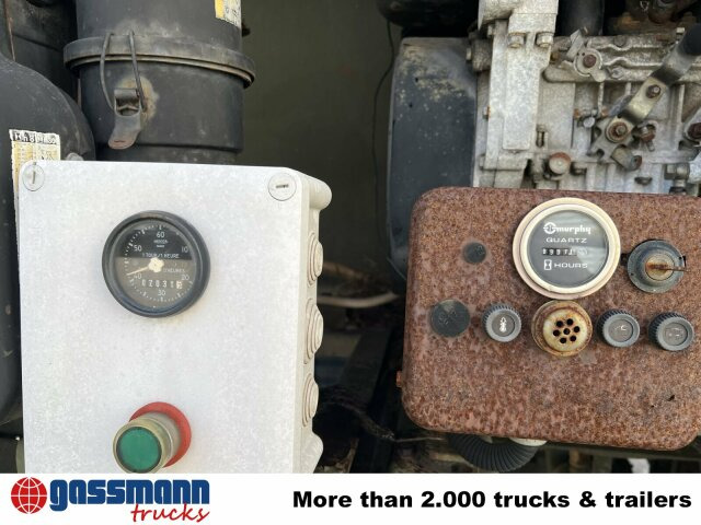 Renault Midliner S170 4x4, 6000l Wassertank - Tankwagen: afbeelding 2 Renault Midliner S170 4x4, 6000l Wassertank - Tankwagen: afbeelding 2