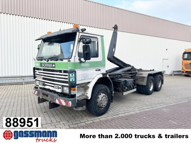Scania P93 HK 250 6x4L, Abrollkipper - Haakarmsysteem vrachtwagen: afbeelding 1 Scania P93 HK 250 6x4L, Abrollkipper - Haakarmsysteem vrachtwagen: afbeelding 1