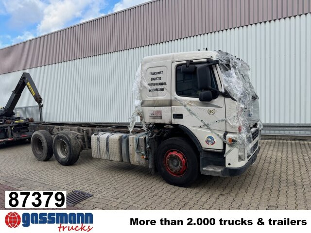 Volvo FM 380 6x4 R mit Brandschaden - Kipper vrachtwagen: afbeelding 1 Volvo FM 380 6x4 R mit Brandschaden - Kipper vrachtwagen: afbeelding 1
