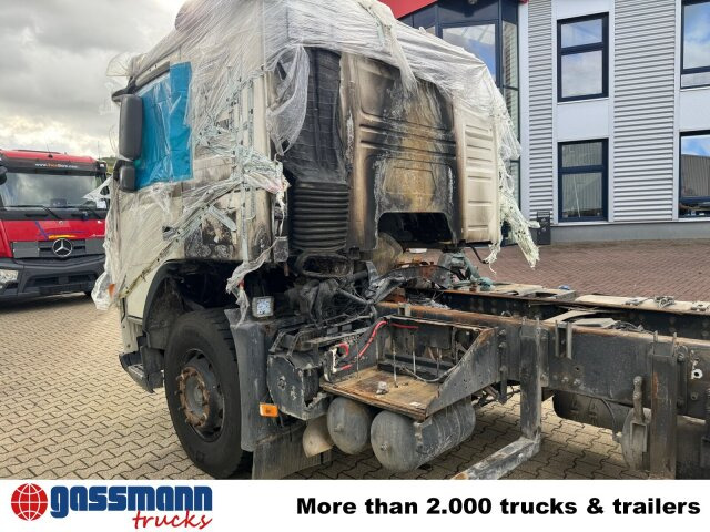 Volvo FM 380 6x4 R mit Brandschaden - Kipper vrachtwagen: afbeelding 2 Volvo FM 380 6x4 R mit Brandschaden - Kipper vrachtwagen: afbeelding 2