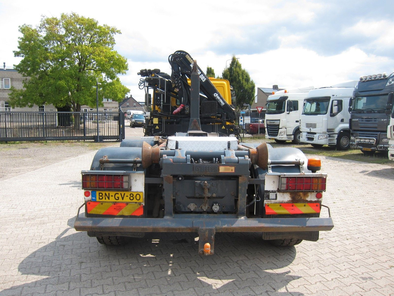 DAF CF 75 310 6X2*4 Hiab Kran Haken Manual Funk E3 - Haakarmsysteem vrachtwagen, Kraanwagen: afbeelding 4 DAF CF 75 310 6X2*4 Hiab Kran Haken Manual Funk E3 - Haakarmsysteem vrachtwagen, Kraanwagen: afbeelding 4