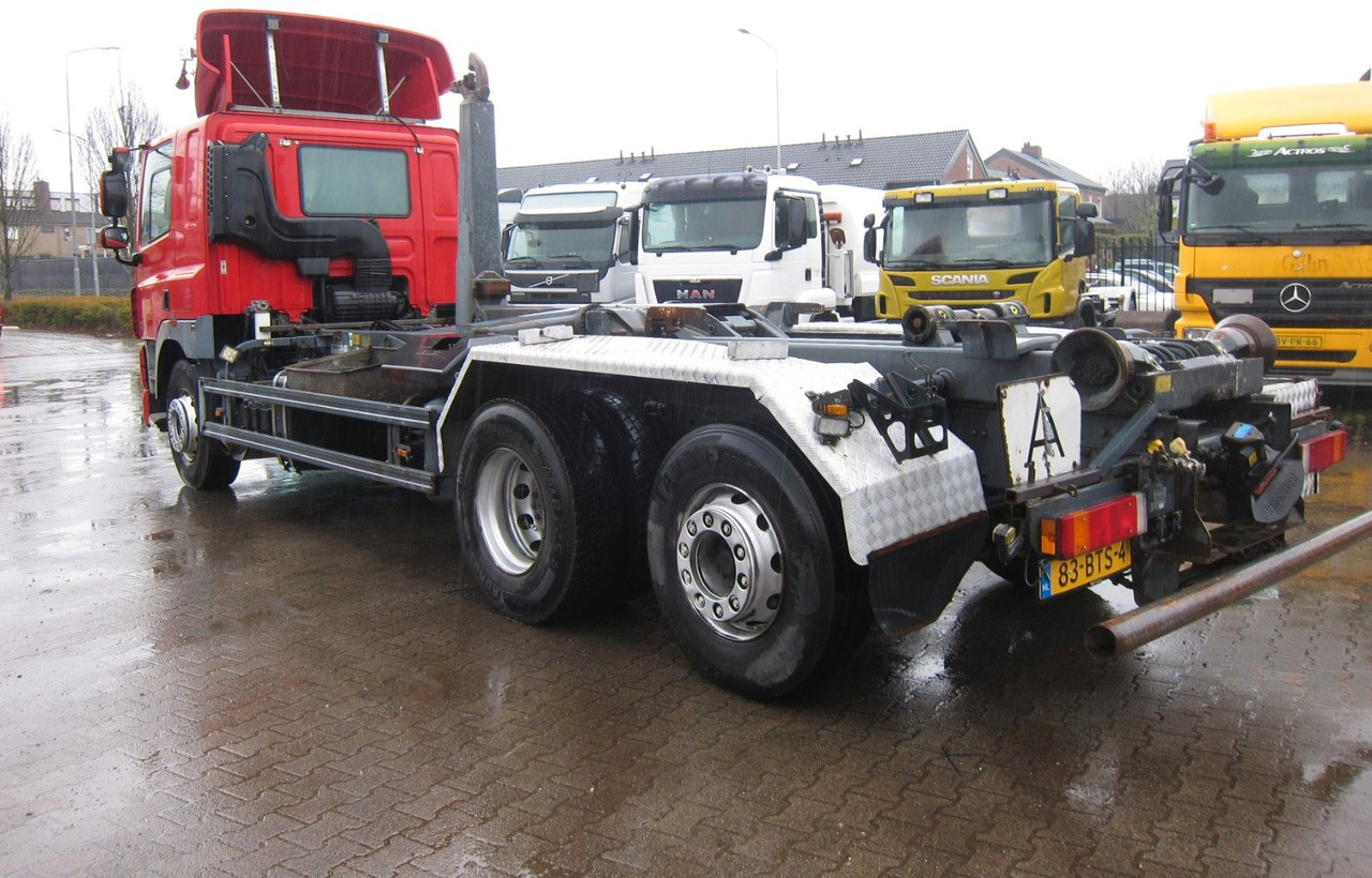 DAF CF 85 410 6X2*4 Meiller Haken Manual Retarder - Haakarmsysteem vrachtwagen: afbeelding 3 DAF CF 85 410 6X2*4 Meiller Haken Manual Retarder - Haakarmsysteem vrachtwagen: afbeelding 3