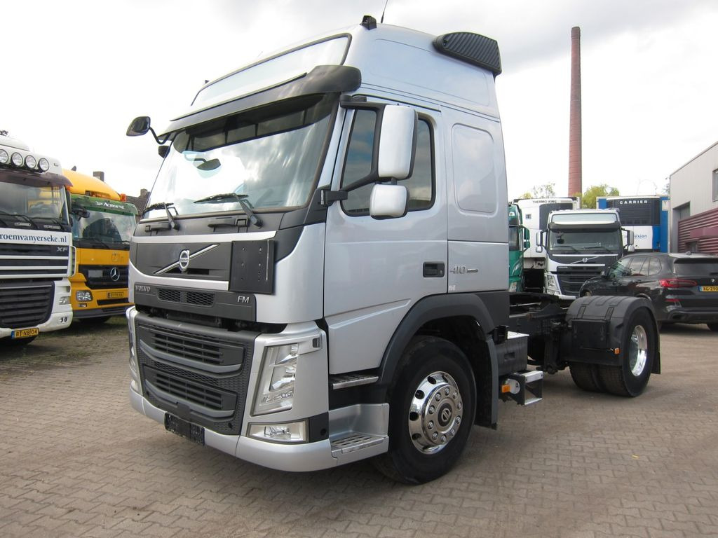 Volvo FM 410 Globe ADR PTO 600tkm Top! - Trekker: afbeelding 3 Volvo FM 410 Globe ADR PTO 600tkm Top! - Trekker: afbeelding 3