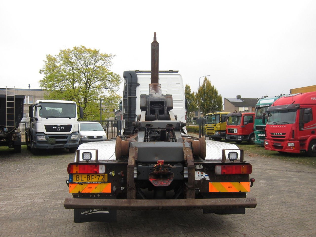 Volvo FH 460 Globe 8X2 Haken 25T Manual Ap-Achse - Haakarmsysteem vrachtwagen: afbeelding 3 Volvo FH 460 Globe 8X2 Haken 25T Manual Ap-Achse - Haakarmsysteem vrachtwagen: afbeelding 3
