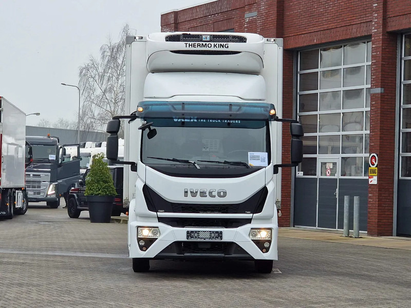 Iveco Eurocargo 120.250 4x2 - Thermoking T-800R Frigo - Loadlift - Euro 6 - Automatic - Isotherm vrachtwagen: afbeelding 2 Iveco Eurocargo 120.250 4x2 - Thermoking T-800R Frigo - Loadlift - Euro 6 - Automatic - Isotherm vrachtwagen: afbeelding 2