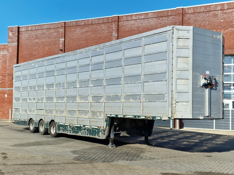Pezzaioli 5 deck livestock trailer - Water & Ventilation - Loadlift - Folding floors - BPW Axle - 155M3 - Veewagen oplegger: afbeelding 2 Pezzaioli 5 deck livestock trailer - Water & Ventilation - Loadlift - Folding floors - BPW Axle - 155M3 - Veewagen oplegger: afbeelding 2