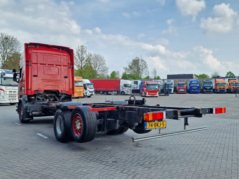 Scania R730 Topline 6x2*4 - Retarder - King of the Road - Night clima - Steering axle - Leather - Chassis vrachtwagen: afbeelding 5 Scania R730 Topline 6x2*4 - Retarder - King of the Road - Night clima - Steering axle - Leather - Chassis vrachtwagen: afbeelding 5