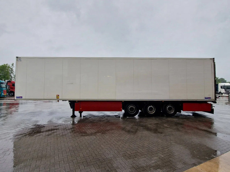Schmitz Cargobull SCB*S3B - Thermoking SLXe 200 - Rohrbahnen / Meat rails - Lift axle - SAF Axle - Isotherm oplegger: afbeelding 4 Schmitz Cargobull SCB*S3B - Thermoking SLXe 200 - Rohrbahnen / Meat rails - Lift axle - SAF Axle - Isotherm oplegger: afbeelding 4