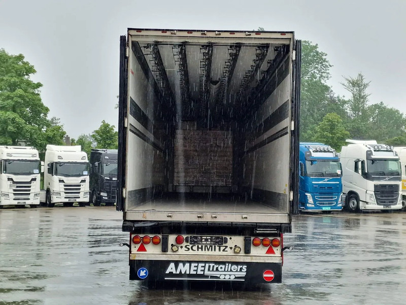 Isotherm oplegger Schmitz Cargobull SCB*S3B - Thermoking SLXe 200 - Rohrbahnen / Meat rails - Lift axle - SAF Axle: afbeelding 8 Isotherm oplegger Schmitz Cargobull SCB*S3B - Thermoking SLXe 200 - Rohrbahnen / Meat rails - Lift axle - SAF Axle: afbeelding 8