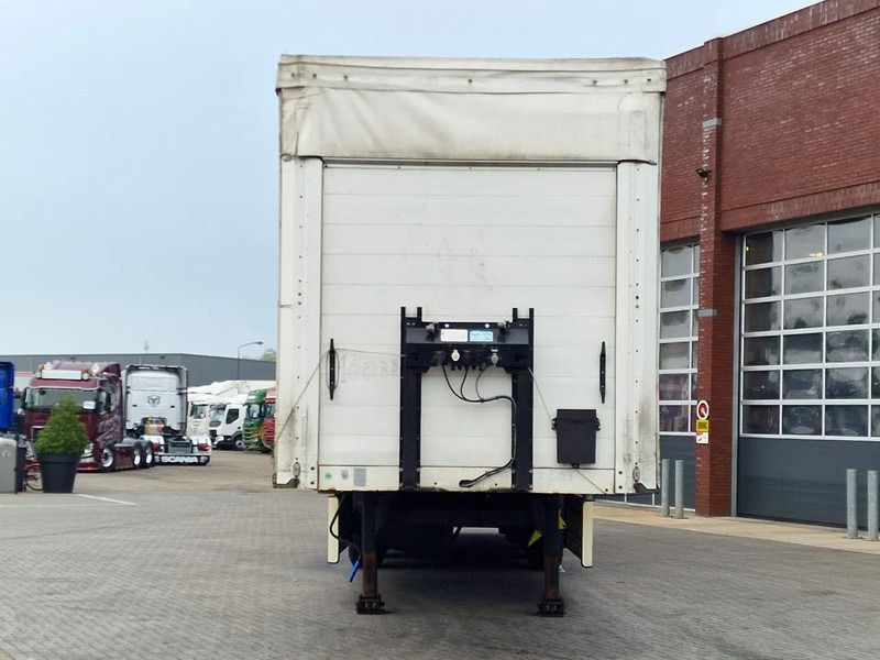 Schwarzmüller Tautliner 3 axle - Loadlift - Lift axle - BPW Axle - Lift axle - Alloy wheels - Schuifzeiloplegger: afbeelding 2 Schwarzmüller Tautliner 3 axle - Loadlift - Lift axle - BPW Axle - Lift axle - Alloy wheels - Schuifzeiloplegger: afbeelding 2