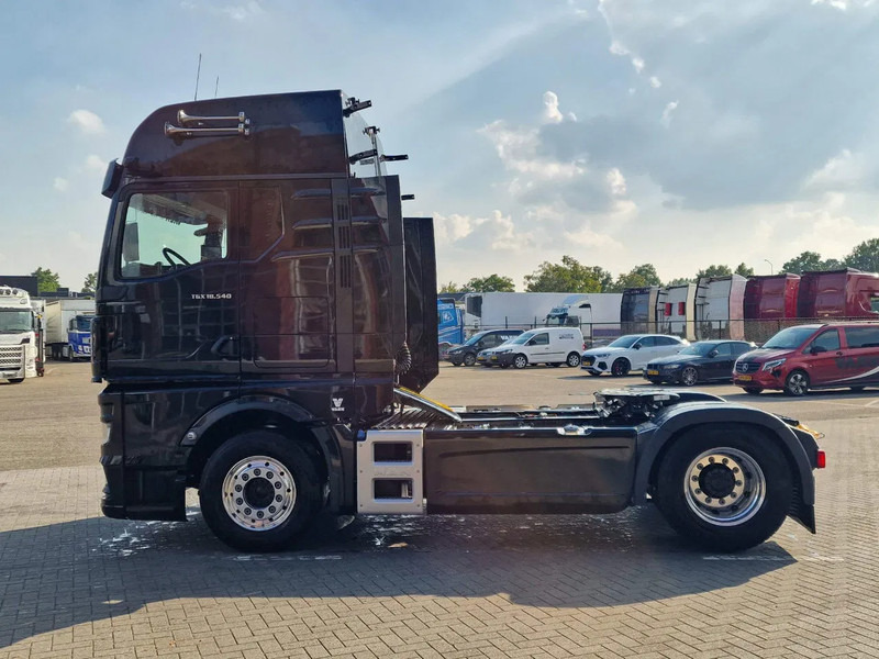MAN TGX 18.540 - New - Full spec - Retarder - 2x tank - Full spoiler - Trekker: afbeelding 4 MAN TGX 18.540 - New - Full spec - Retarder - 2x tank - Full spoiler - Trekker: afbeelding 4