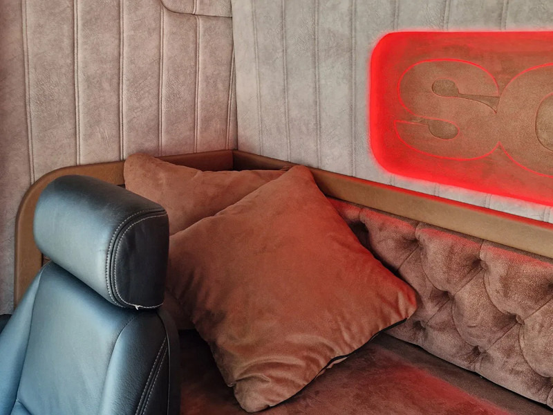 Trekker Scania 520ST V8 NGS 6x2 TUFT Torpedo - New Build & Paint - New BUFFL interior - Show truck: afbeelding 18