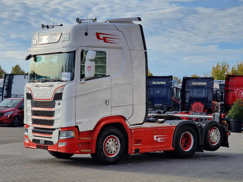 Scania S500 NGS Highline 6x2 - PTO/Hydraulic - Retarder - 2.95 WB - Full air - Leather - Trekker: afbeelding 3 Scania S500 NGS Highline 6x2 - PTO/Hydraulic - Retarder - 2.95 WB - Full air - Leather - Trekker: afbeelding 3