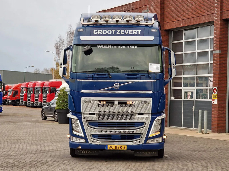 Volvo FH 13.460 Globetrotter 6x2 - Chassis - 4.90 WB - Full air - Euro 6 - VEB+ - Chassis vrachtwagen: afbeelding 2 Volvo FH 13.460 Globetrotter 6x2 - Chassis - 4.90 WB - Full air - Euro 6 - VEB+ - Chassis vrachtwagen: afbeelding 2