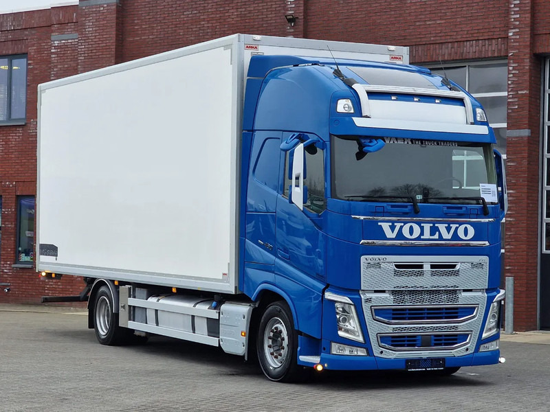 Volvo FH 13.460 Globetrotter XL 4x2 - Box with side doors - Manual gearbox - Full air - Bakwagen: afbeelding 1 Volvo FH 13.460 Globetrotter XL 4x2 - Box with side doors - Manual gearbox - Full air - Bakwagen: afbeelding 1