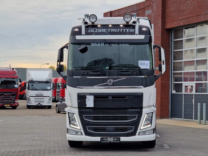 Volvo FH 13.540 Globetrotter 6x2 - BDF - Loadlift - Full air - I parkcool - 4.80 WB - Containertransporter/ Wissellaadbak vrachtwagen: afbeelding 2 Volvo FH 13.540 Globetrotter 6x2 - BDF - Loadlift - Full air - I parkcool - 4.80 WB - Containertransporter/ Wissellaadbak vrachtwagen: afbeelding 2