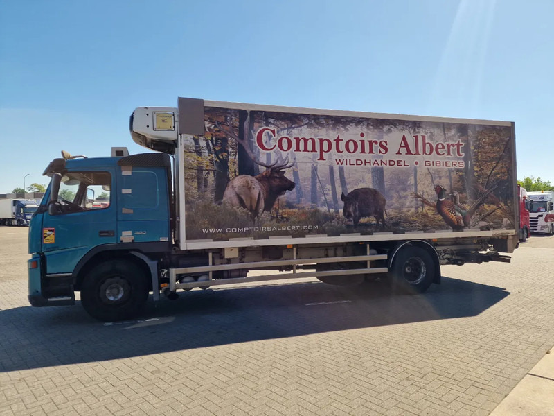 Volvo FM 12.380 4x2 - Frigo Carrier Supra - Loadlift - Hooks/Rohrbahnen/Vleeshang - Koelwagen vrachtwagen: afbeelding 4 Volvo FM 12.380 4x2 - Frigo Carrier Supra - Loadlift - Hooks/Rohrbahnen/Vleeshang - Koelwagen vrachtwagen: afbeelding 4
