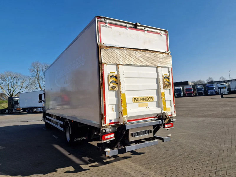 Volvo FM 330 4x2 - Carrier MT 18 Frigo - Loadlift - Full air - Sleepercab - Koelwagen vrachtwagen: afbeelding 5 Volvo FM 330 4x2 - Carrier MT 18 Frigo - Loadlift - Full air - Sleepercab - Koelwagen vrachtwagen: afbeelding 5