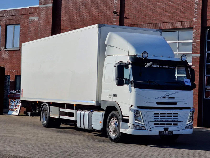 Volvo FM 330 4x2 - Carrier MT 18 Frigo - Loadlift - Full air - Sleepercab - Koelwagen vrachtwagen: afbeelding 1 Volvo FM 330 4x2 - Carrier MT 18 Frigo - Loadlift - Full air - Sleepercab - Koelwagen vrachtwagen: afbeelding 1