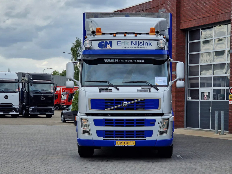 Volvo FM 380 6x2 - 2/3 stock Berdex Livestock - 54M3 - Weighbridge - I shift - Veewagen vrachtwagen: afbeelding 2 Volvo FM 380 6x2 - 2/3 stock Berdex Livestock - 54M3 - Weighbridge - I shift - Veewagen vrachtwagen: afbeelding 2