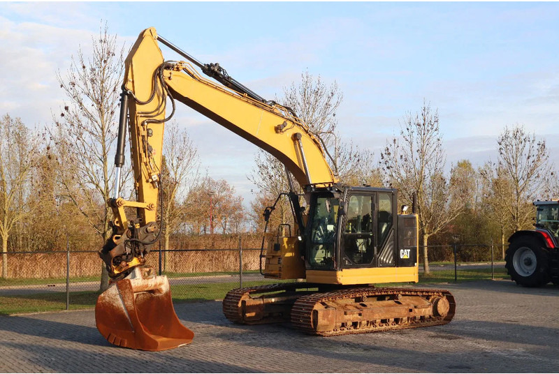 Caterpillar 325 F LCR | ROTOTILT | BUCKET | GPS PREPARED - Rupsgraafmachine: afbeelding 2 Caterpillar 325 F LCR | ROTOTILT | BUCKET | GPS PREPARED - Rupsgraafmachine: afbeelding 2