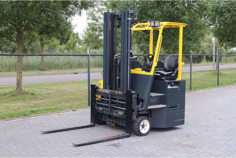 Combilift CB3000 | 2.5 TON | 6 METER | TRIPLEX | SIDESHIFT - 4-weg zijlader: afbeelding 2 Combilift CB3000 | 2.5 TON | 6 METER | TRIPLEX | SIDESHIFT - 4-weg zijlader: afbeelding 2