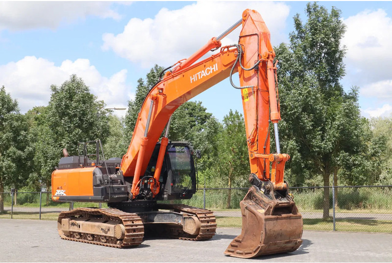 Hitachi ZX350LC-6 | GOOD UNDERCARRIAGE | BUCKET | HAMMERLINES - Rupsgraafmachine: afbeelding 5 Hitachi ZX350LC-6 | GOOD UNDERCARRIAGE | BUCKET | HAMMERLINES - Rupsgraafmachine: afbeelding 5