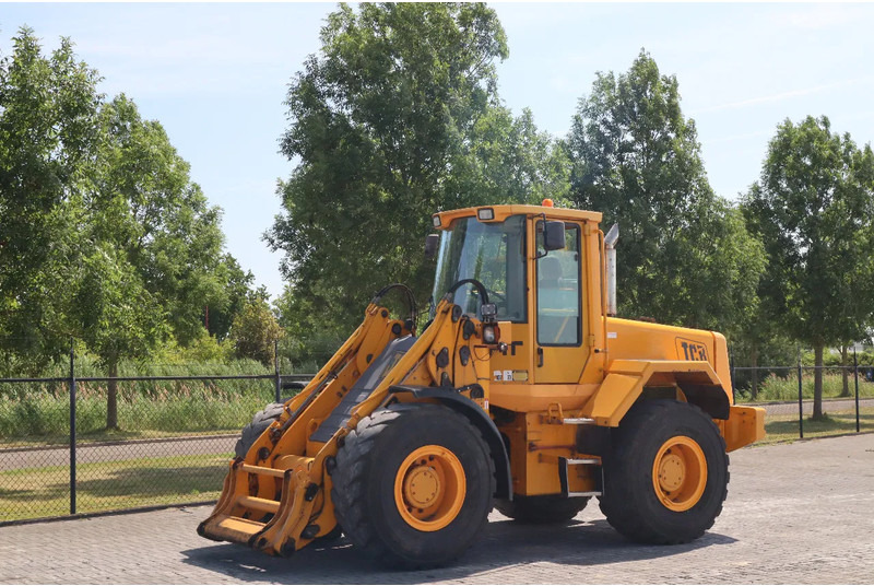 JCB 426 B | 35 KM/H | ONLY 9800 HOURS | FIRST OWNER | DUTCH MACHINE - Wiellader: afbeelding 2 JCB 426 B | 35 KM/H | ONLY 9800 HOURS | FIRST OWNER | DUTCH MACHINE - Wiellader: afbeelding 2