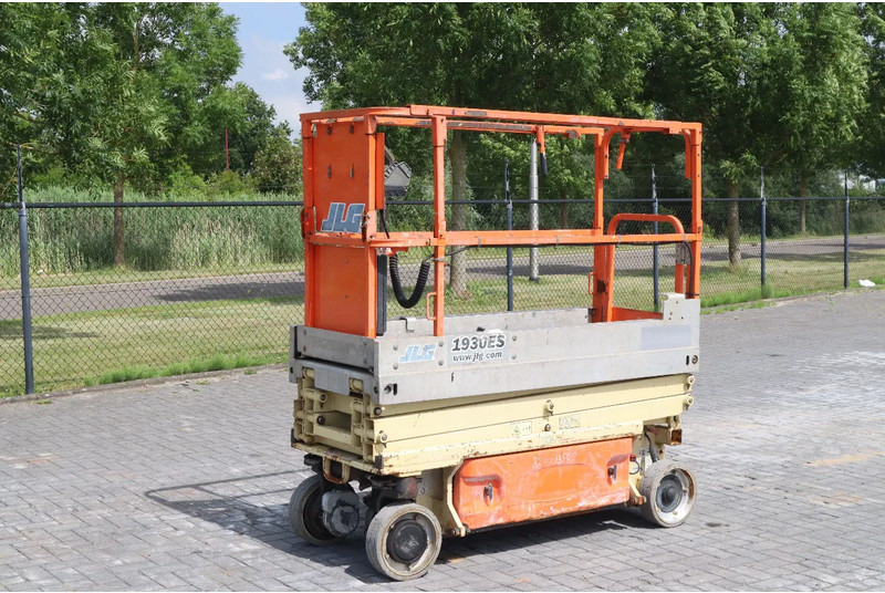 JLG 1930 ES | 7.7 METER | 230 KG - Schaarlift: afbeelding 2 JLG 1930 ES | 7.7 METER | 230 KG - Schaarlift: afbeelding 2