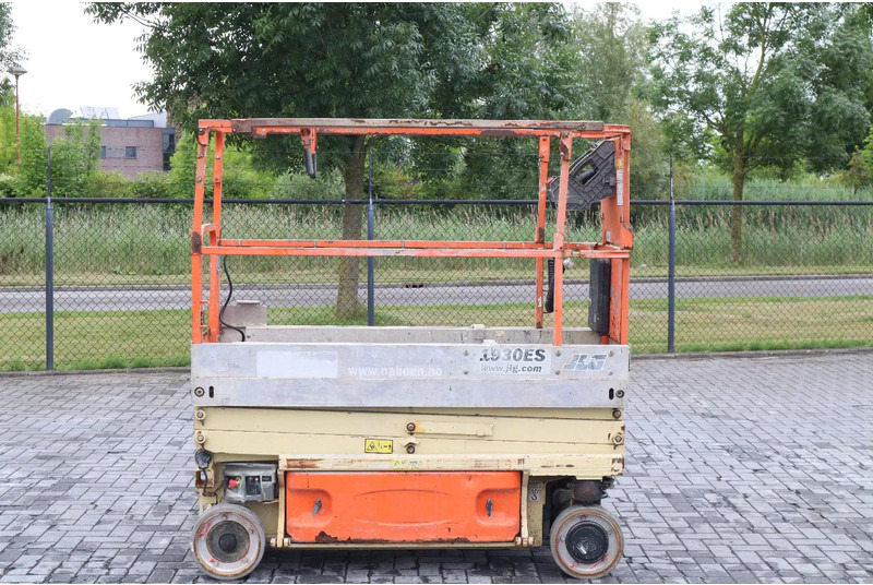 JLG 1930 ES | 7.7 METER | 230 KG - Schaarlift: afbeelding 4 JLG 1930 ES | 7.7 METER | 230 KG - Schaarlift: afbeelding 4