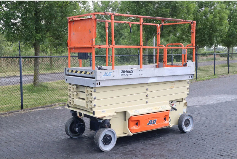 JLG 2646 ES | 10 METER | 450 KG - Schaarlift: afbeelding 2 JLG 2646 ES | 10 METER | 450 KG - Schaarlift: afbeelding 2
