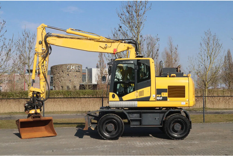 Komatsu PW160-11 | ENGCON TILTROTATOR | BUCKET | TRAILER HYDR. - Mobiele graafmachine: afbeelding 1 Komatsu PW160-11 | ENGCON TILTROTATOR | BUCKET | TRAILER HYDR. - Mobiele graafmachine: afbeelding 1