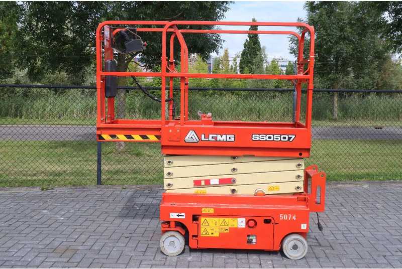 LGMG SS0507 | 6.3 METER | 230 KG | GS-1330 | ES1330 - Schaarlift: afbeelding 4 LGMG SS0507 | 6.3 METER | 230 KG | GS-1330 | ES1330 - Schaarlift: afbeelding 4