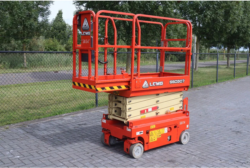 LGMG SS0507 | 6.3 METER | 230 KG | GS-1330 | ES1330 - Schaarlift: afbeelding 5 LGMG SS0507 | 6.3 METER | 230 KG | GS-1330 | ES1330 - Schaarlift: afbeelding 5