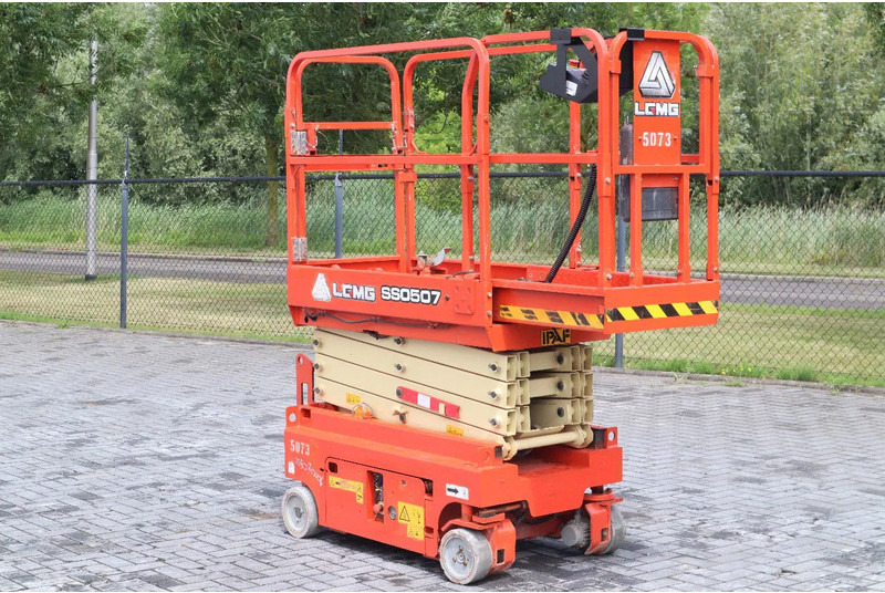 LGMG SS0507 | 6.3 METER | 230 KG | GS-1330 | ES1330 - Schaarlift: afbeelding 5 LGMG SS0507 | 6.3 METER | 230 KG | GS-1330 | ES1330 - Schaarlift: afbeelding 5