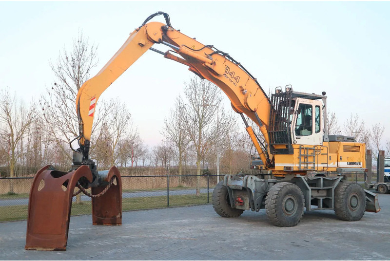 Liebherr A944 B HD | LOG GRAPPLE | HOLZGREIFER | TIMBER - Mobiele graafmachine: afbeelding 2 Liebherr A944 B HD | LOG GRAPPLE | HOLZGREIFER | TIMBER - Mobiele graafmachine: afbeelding 2
