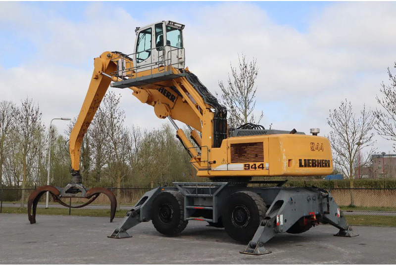 Liebherr A944 C HD | LOG GRAPPLE | HOLZGREIFER | TIMBER - Overslagkraan: afbeelding 3 Liebherr A944 C HD | LOG GRAPPLE | HOLZGREIFER | TIMBER - Overslagkraan: afbeelding 3