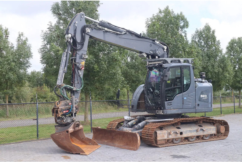 Liebherr R920 K LC COMPACT | BLADE | ROTOTILT | OILQUICK | MAGNET - Rupsgraafmachine: afbeelding 2 Liebherr R920 K LC COMPACT | BLADE | ROTOTILT | OILQUICK | MAGNET - Rupsgraafmachine: afbeelding 2