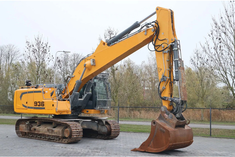 Liebherr R936 NLC | STRAIGHT BOOM | MAGNET GEN | OILQUICK - Rupsgraafmachine: afbeelding 5 Liebherr R936 NLC | STRAIGHT BOOM | MAGNET GEN | OILQUICK - Rupsgraafmachine: afbeelding 5