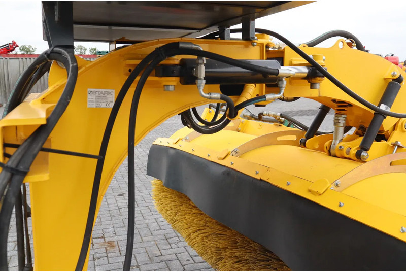 STARK RSW 3000 S | SWEEPER | BRUSH | KEHRMASCHINE | WATER SPRAY - Veeg: afbeelding 5 STARK RSW 3000 S | SWEEPER | BRUSH | KEHRMASCHINE | WATER SPRAY - Veeg: afbeelding 5
