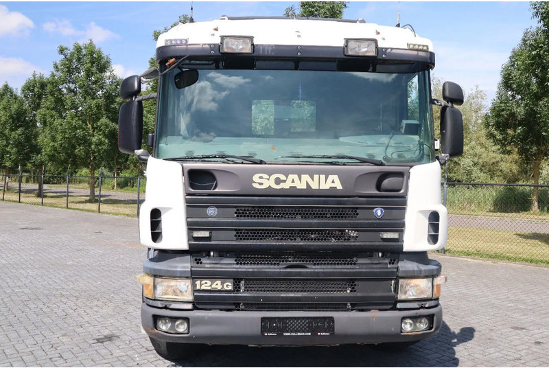 Scania P124-420 | 8X4 | HOOKLIFT | MANUAL | BIG AXLES | EURO 3 - Haakarmsysteem vrachtwagen: afbeelding 2 Scania P124-420 | 8X4 | HOOKLIFT | MANUAL | BIG AXLES | EURO 3 - Haakarmsysteem vrachtwagen: afbeelding 2