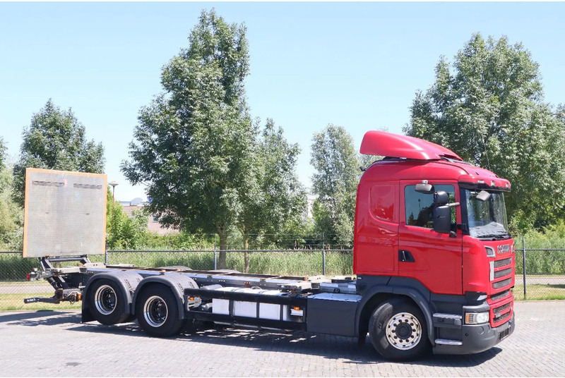 Scania R580 V8 | 6X2 | BDF | RETARDER | TAILLIFT | EURO 6 - Chassis vrachtwagen: afbeelding 3 Scania R580 V8 | 6X2 | BDF | RETARDER | TAILLIFT | EURO 6 - Chassis vrachtwagen: afbeelding 3