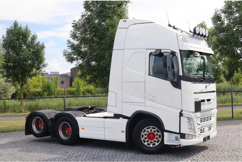 Volvo FH 13.540 | 6X2 | RETARDER | ADR | EURO 6 - Trekker: afbeelding 3 Volvo FH 13.540 | 6X2 | RETARDER | ADR | EURO 6 - Trekker: afbeelding 3