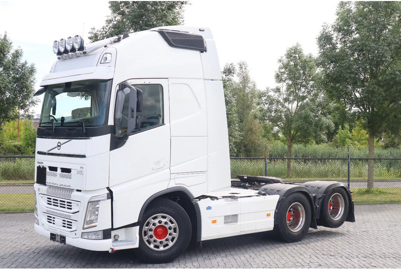 Volvo FH 13.540 | 6X2 | RETARDER | ADR | EURO 6 - Trekker: afbeelding 1 Volvo FH 13.540 | 6X2 | RETARDER | ADR | EURO 6 - Trekker: afbeelding 1