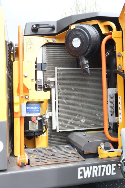 Mobiele graafmachine Volvo EWR 170 E | ROTOTILT | BUCKET | DOZERBLADE | TRAILER HYDR: afbeelding 13