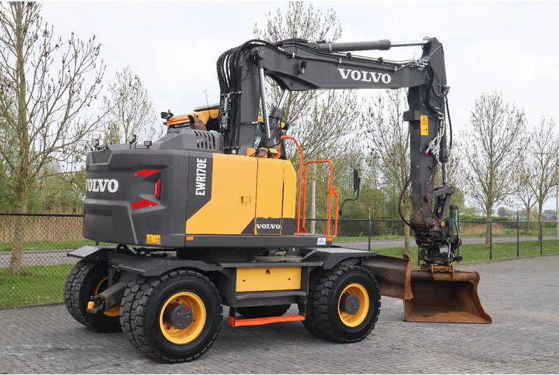 Mobiele graafmachine Volvo EWR 170 E | ROTOTILT | BUCKET | DOZERBLADE | TRAILER HYDR: afbeelding 6